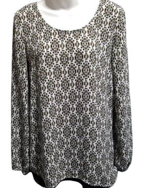 Maurices Blouse Small Geometric Top Long Sleeve Open Back